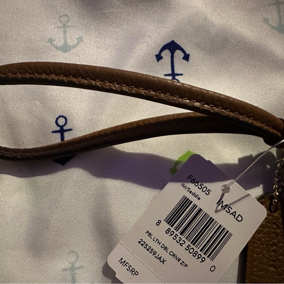 *Vintage Coach Tan Leather Wristlet*NWT* - Picture 6 of 16